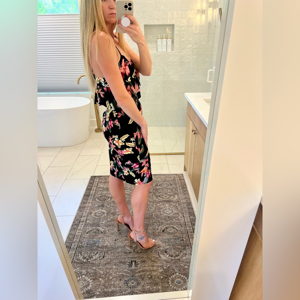 Tropical Two Piece Set - Picture 2 of 3